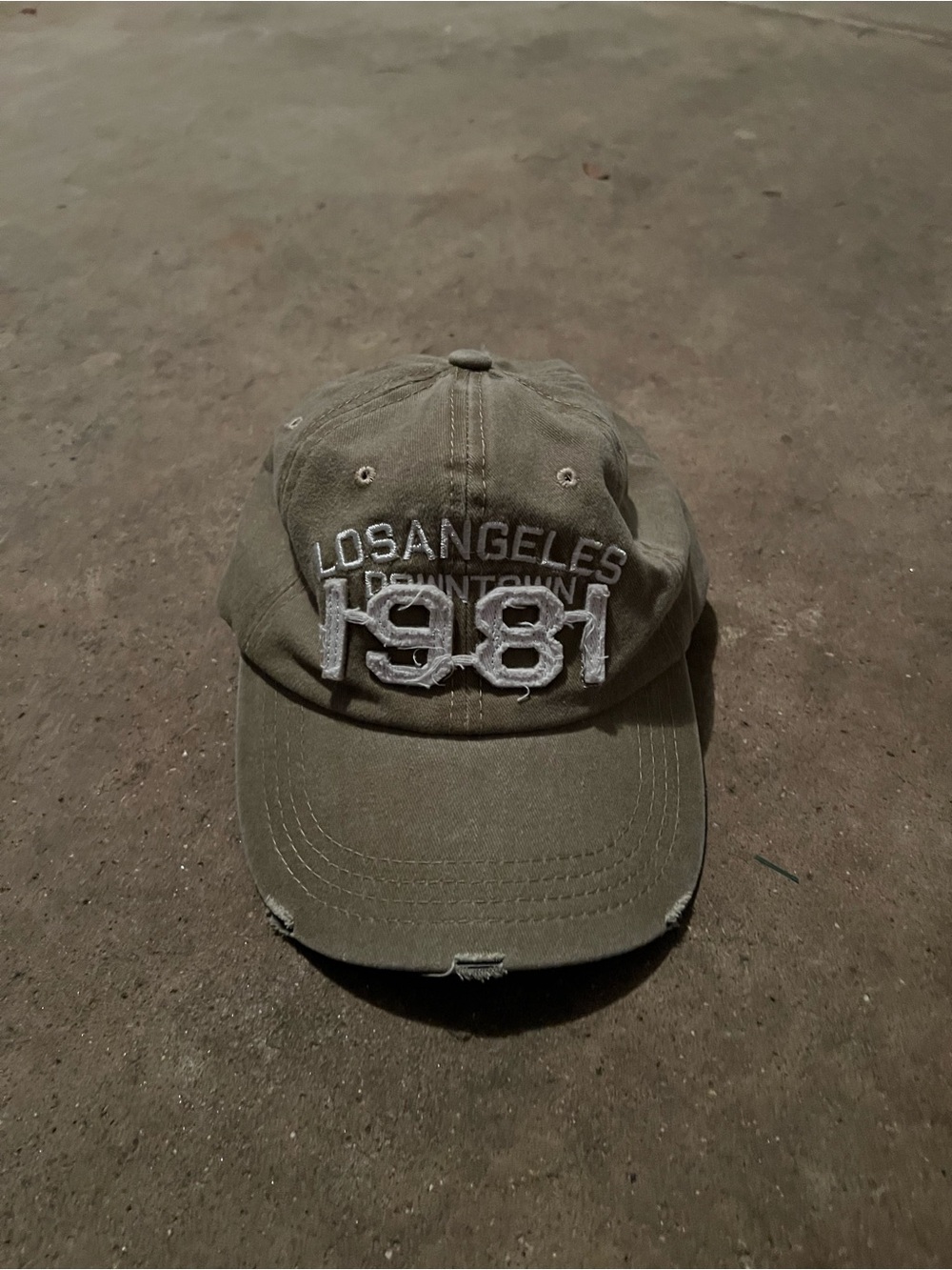 Los Angeles 1981 Distressed Baseball Cap - Olive